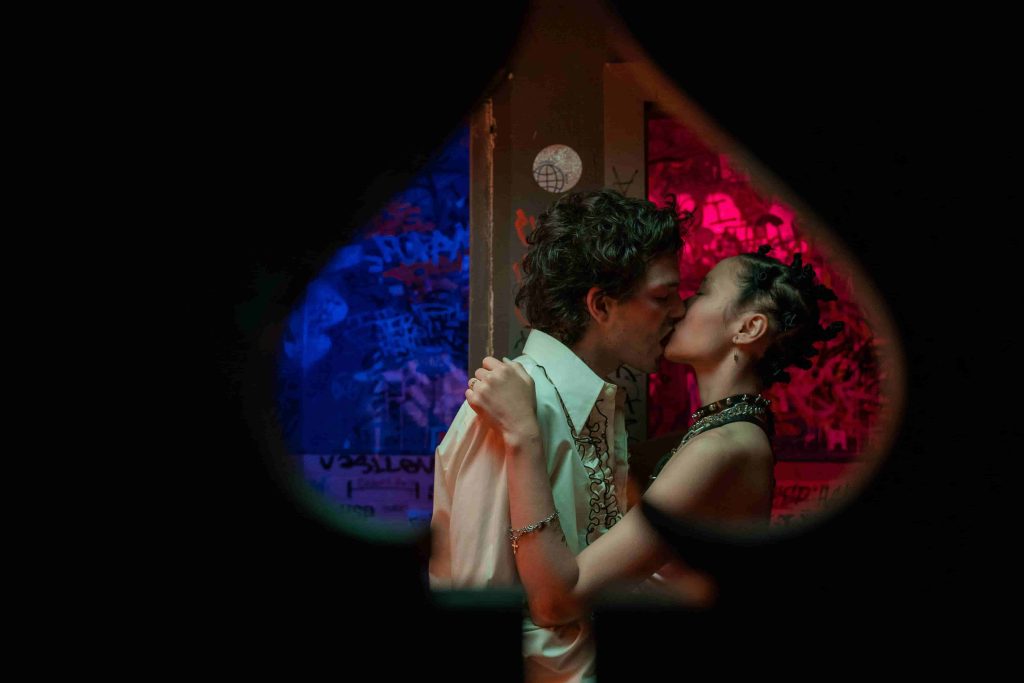 6 Body Language Exercises That Strengthen Your Relationship Without a Word